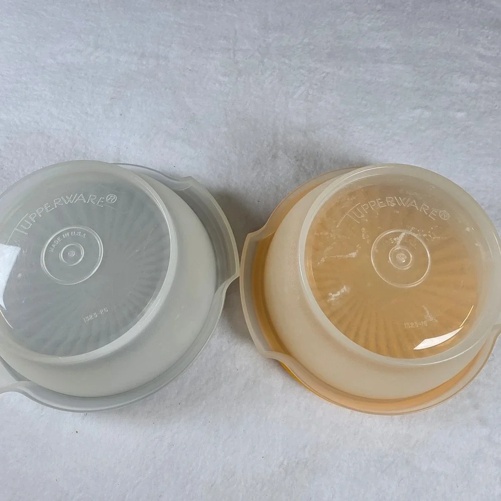 Vintage‎ Tupperware Servalier Bowls Set of 2 Sunburst Lids Yellow Grey 1323 812